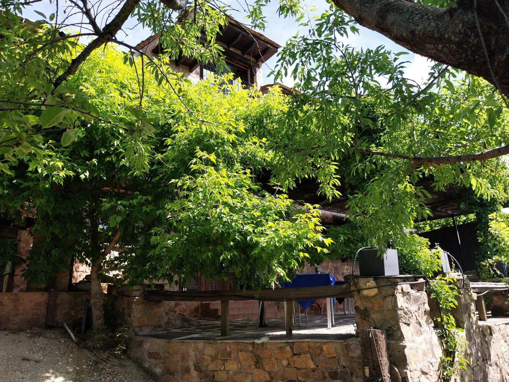 Casa Rural, Spa Y Restaurante El Huerto Del Abuelo Almiruete Bagian luar foto