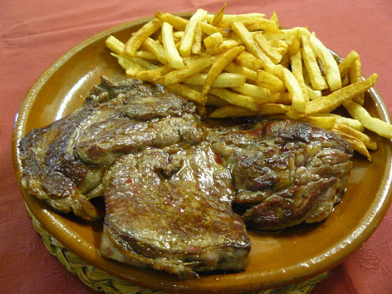 Casa Rural, Spa Y Restaurante El Huerto Del Abuelo Almiruete Bagian luar foto